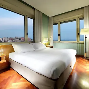 Exe Majestic 4*, Naples Italie