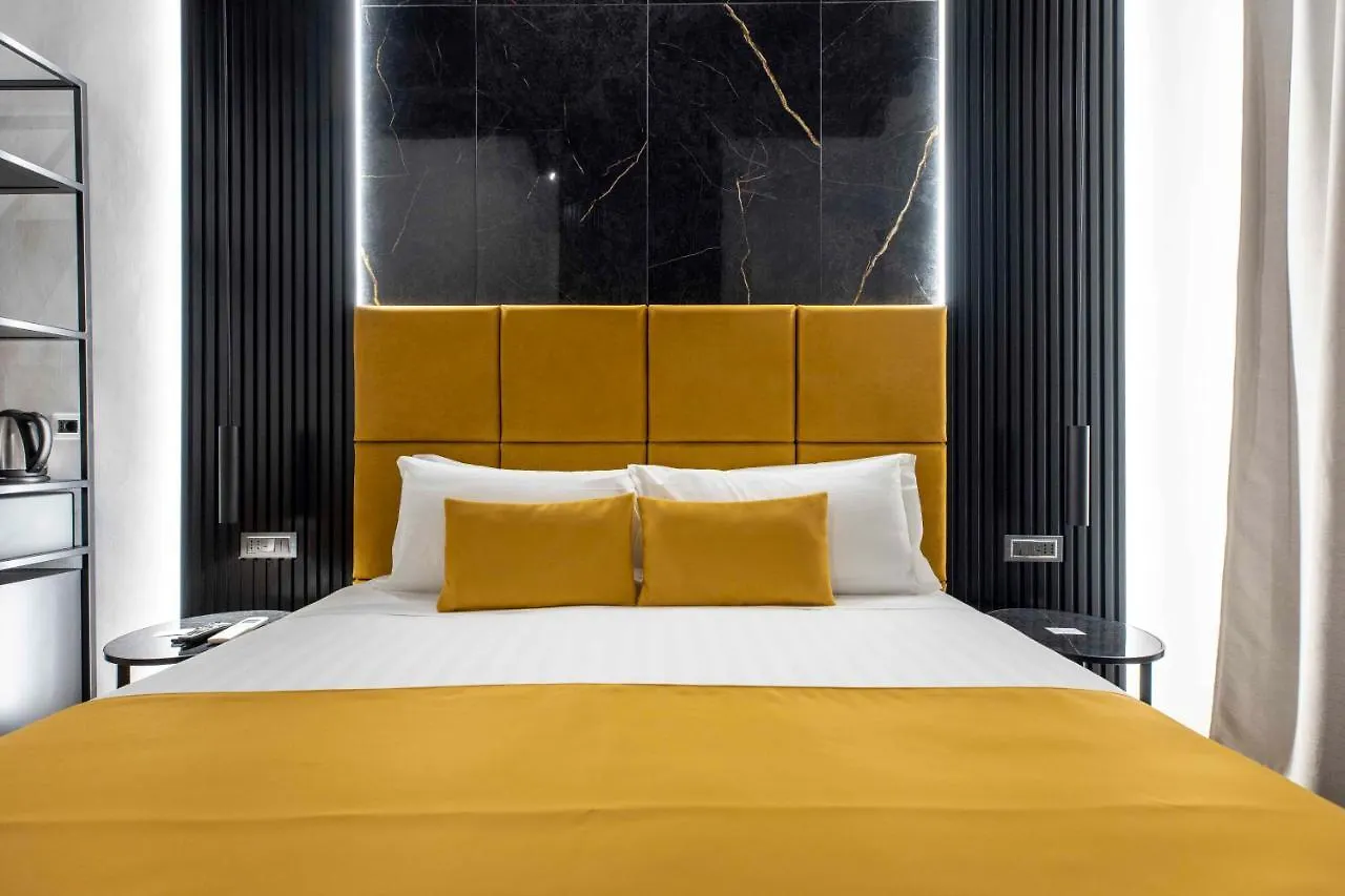 Home At Rome Luxury Navona 0*,